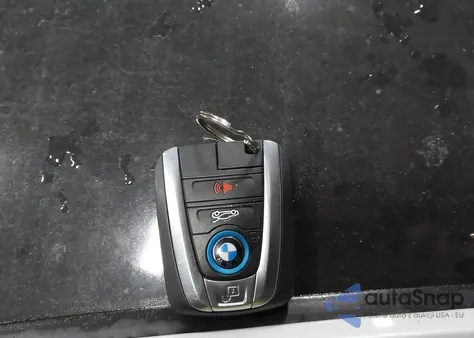 2014 BMW I8 z USA, uszkodzony, nr VIN WBY2Z2C57EVX64597